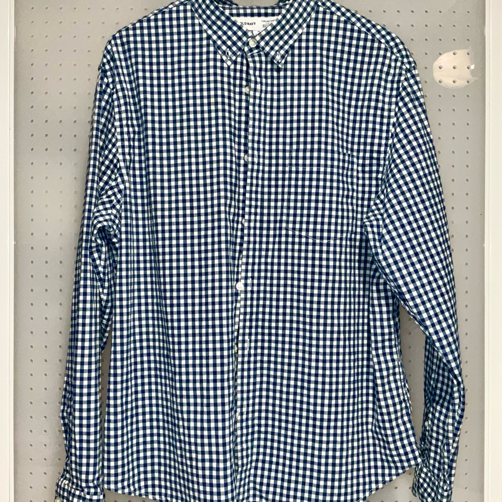 Old Navy Men's Blue and White Gingham Shirt